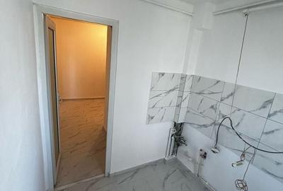 Apartament cu 2 camere semidecomandat în Micro 40
