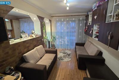 Apartament cu 3 camere semidecomandat în Gherla
