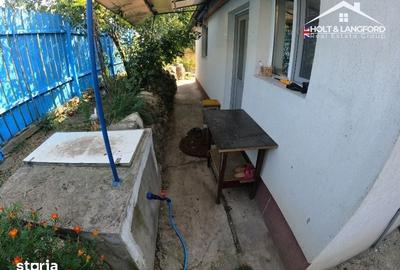 Casă cu 3 camere cu Teren 1492 Mp în Vadu Săpat