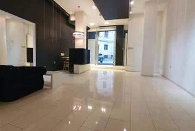 Spațiu comercial, de 146 mp, în Central - 2