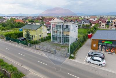 Spațiu comercial, de 210 mp, în Central - 17