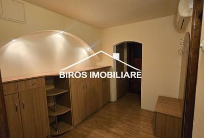 Apartament cu 2 camere decomandat în Sărari