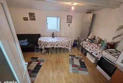 Casă cu 5 camere cu Teren 785 Mp în Bordei
