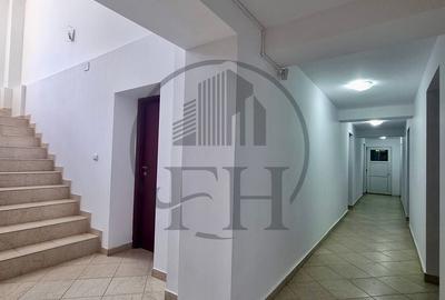 Spațiu comercial, de 1,247.3100585938 mp, în Est - 8