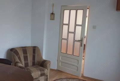 Casă cu 4 camere cu Teren 420 Mp în Chercea