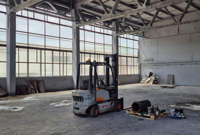 Spațiu industrial, de 1,000 mp, în Exterior Sud - 1