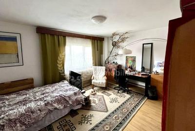 Apartament cu 3 camere decomandat, mobilat în Semicentral
