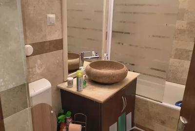 Apartament cu 3 camere decomandat, mobilat în Între Lacuri - 2