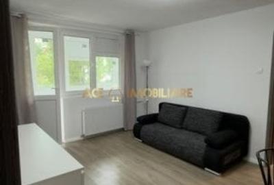 Apartament cu 2 camere semidecomandat, mobilat în Berceni