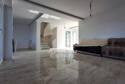 Casă individuală cu 4 camere cu Teren 200 Mp în Livada - 1