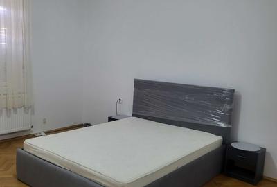 Casă cu 2 camere cu Teren 300 Mp în Fratelia