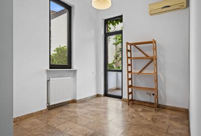 Apartament cu 4 camere decomandat în Dacia - 9