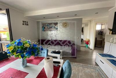 Apartament cu 3 camere decomandat în Șelimbăr