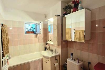 Apartament cu 4 camere decomandat în Steaua