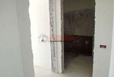 Apartament cu 2 camere decomandat în Ferentari - 2