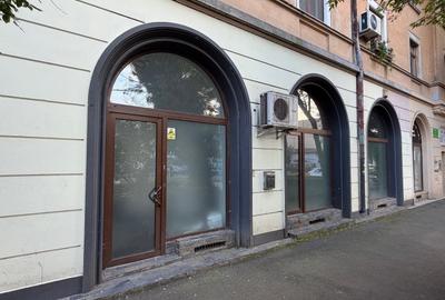 Spațiu comercial, de 75 mp, în Vatra Luminoasă