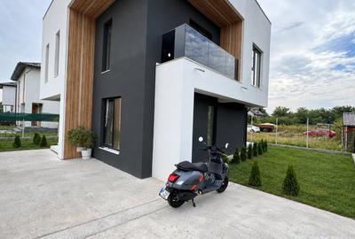 Casă individuală cu 5 camere cu Teren 300 Mp în Berceni