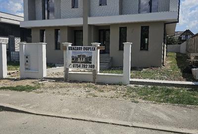 Casă cu Teren 400 Mp în Central - 2