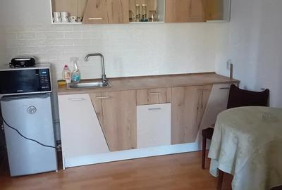 Casă cu 5 camere cu Teren 756 Mp în Central