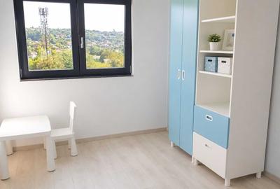 Apartament cu 3 camere decomandat în Păcurari - 2