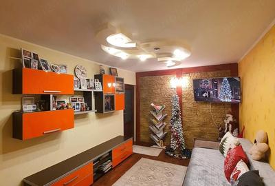Apartament cu 3 camere decomandat în Micro 17 - 2