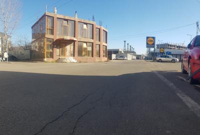 Spațiu comercial, de 280 mp, în Radu Negru
