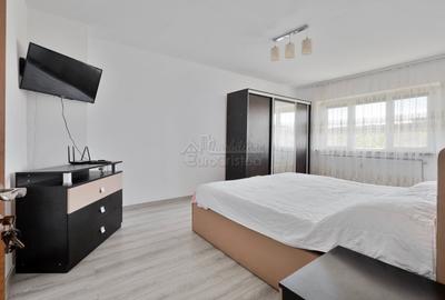 Apartament cu 3 camere decomandat în Central - 2
