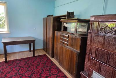 Casă cu 4 camere în Crăciunelu de Jos