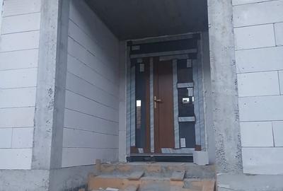 Casă cu 5 camere cu Teren 4200 Mp în Sâncraiu - 3