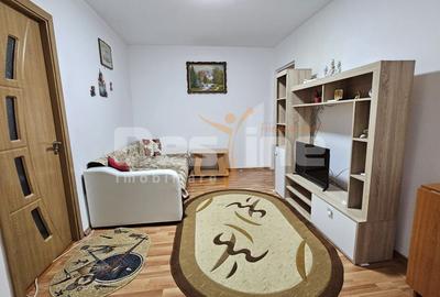 Apartament cu 2 camere decomandat în Universitate