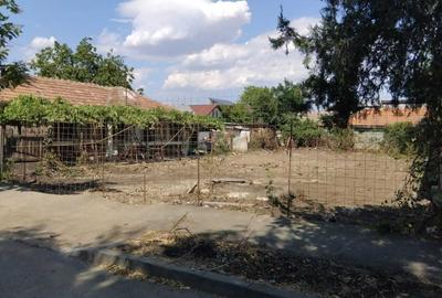 Teren de 425 mp, în Central