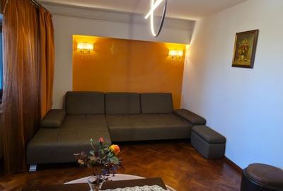 Apartament cu 3 camere decomandat în Podu Roș - 3