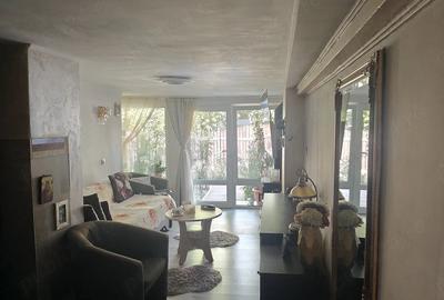 Casă cu Teren 150 Mp în Central