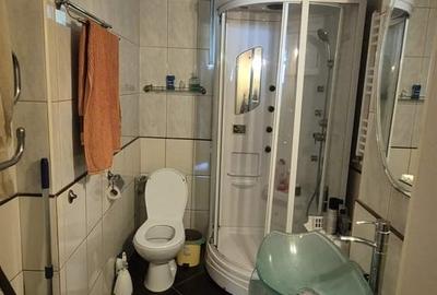 Apartament cu 2 camere decomandat în Muncii