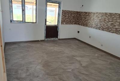 Casă cu 5 camere cu Teren 400 Mp în Adunații-Copăceni - 13