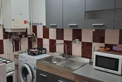 Garsonieră decomandată în Central - 4