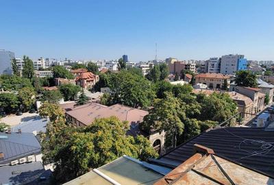 Apartament cu 2 camere semidecomandat în Eminescu