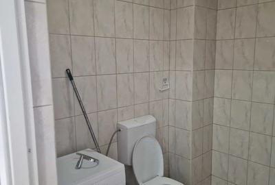 Garsonieră decomandată în George Enescu