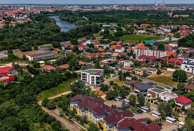Apartament cu 2 camere decomandat în Subcetate