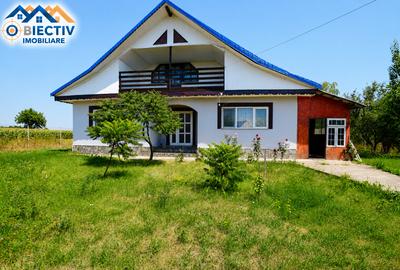 Casă cu 3 camere cu Teren 1300 Mp în Slobozia (Roznov)