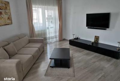 Apartament cu 3 camere decomandat în Tomis III