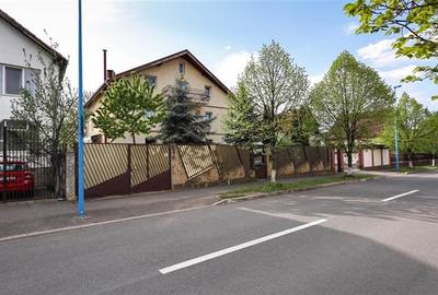 Vanzare Casa zona Tractorul, teren aferent 700 mp - 53