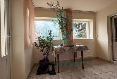 Casă individuală cu 5 camere cu Canalizare în Central - 7