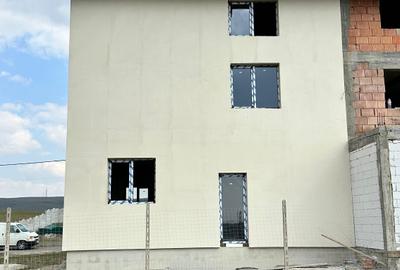 Casă cu 4 camere în Șimian - 5