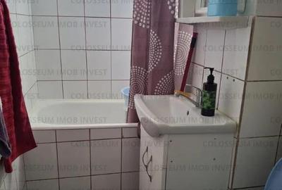 Apartament cu 2 camere, decomandat - zona Tractorul - 3