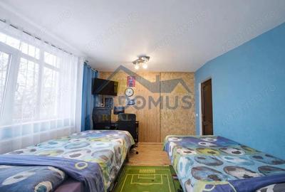 Casă cu 3 camere cu Canalizare în Poienarii Burchii - 5