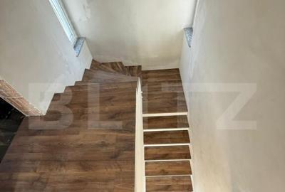 Casă cu 4 camere cu Teren 400 Mp în Central