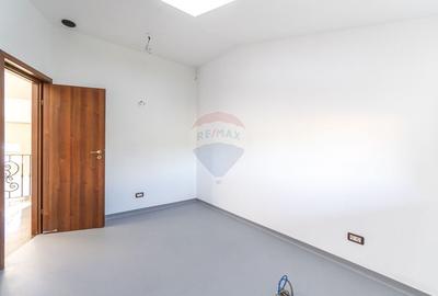 Spatiu de inchiriat in Tractorul - 125 mp, renovat - 30