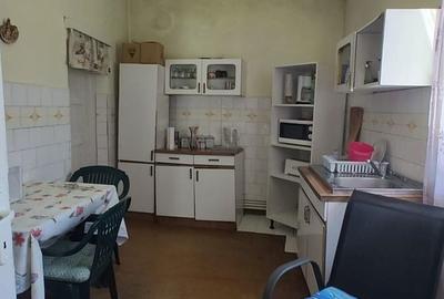 Casă cu 4 camere cu Teren 1564 Mp în Central - 13