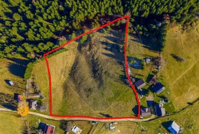 Teren de 13800 mp, în Fundățica